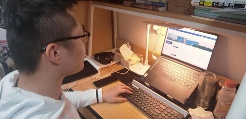 體驗“飛”一般的感覺——松江聯(lián)通超高速5G融合專網(wǎng)，保障校園“停課不停學”